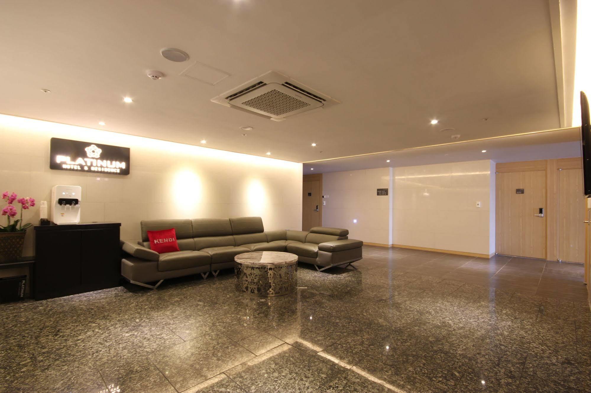 Busan Platinum Hotel Nampo Kültér fotó